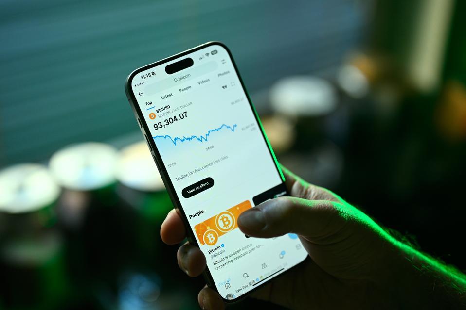 401(k) 计划中的比特币 ETF：退休储蓄者应该了解什么