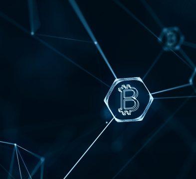 比特币价格跌破 9 万美元，创下 2021 年以来最大单月跌幅