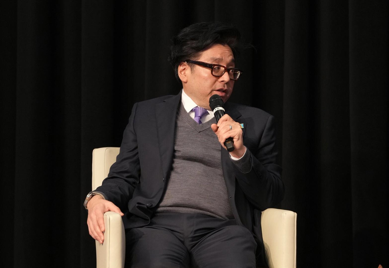 汤姆·李回应X对Fundstrat不同比特币前景的辩论